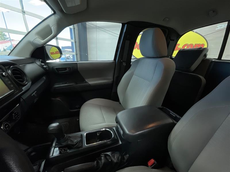 2017 TOYOTA TACOMA SR