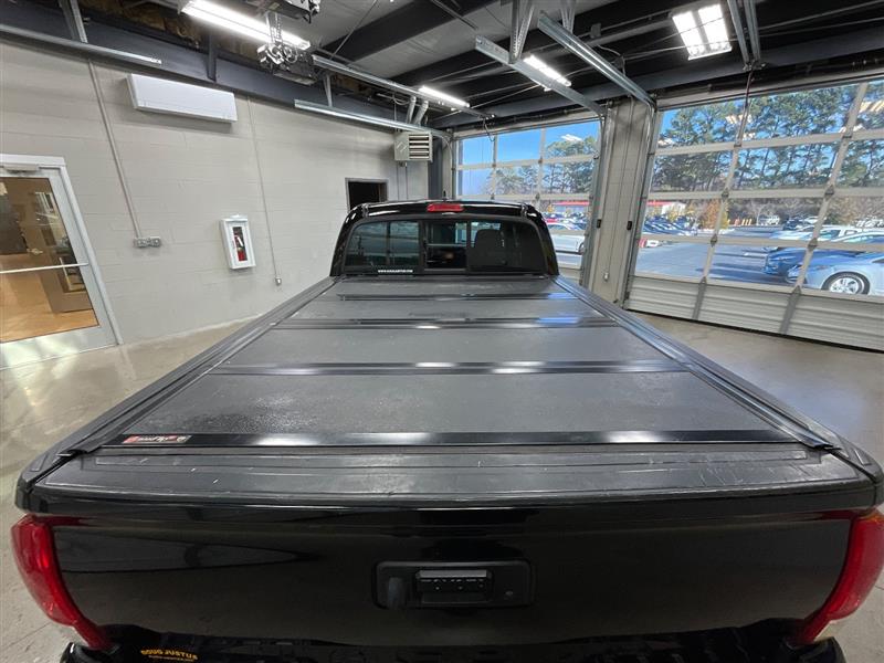 2017 TOYOTA TACOMA SR