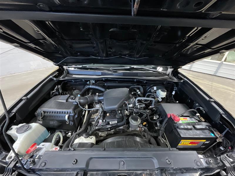 2017 TOYOTA TACOMA SR