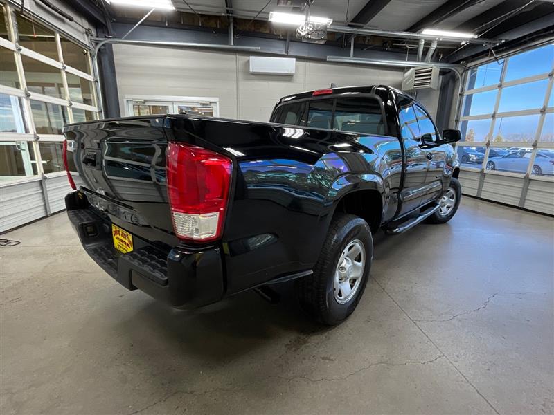 2017 TOYOTA TACOMA SR