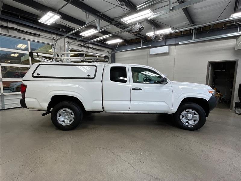 2019 TOYOTA TACOMA SR