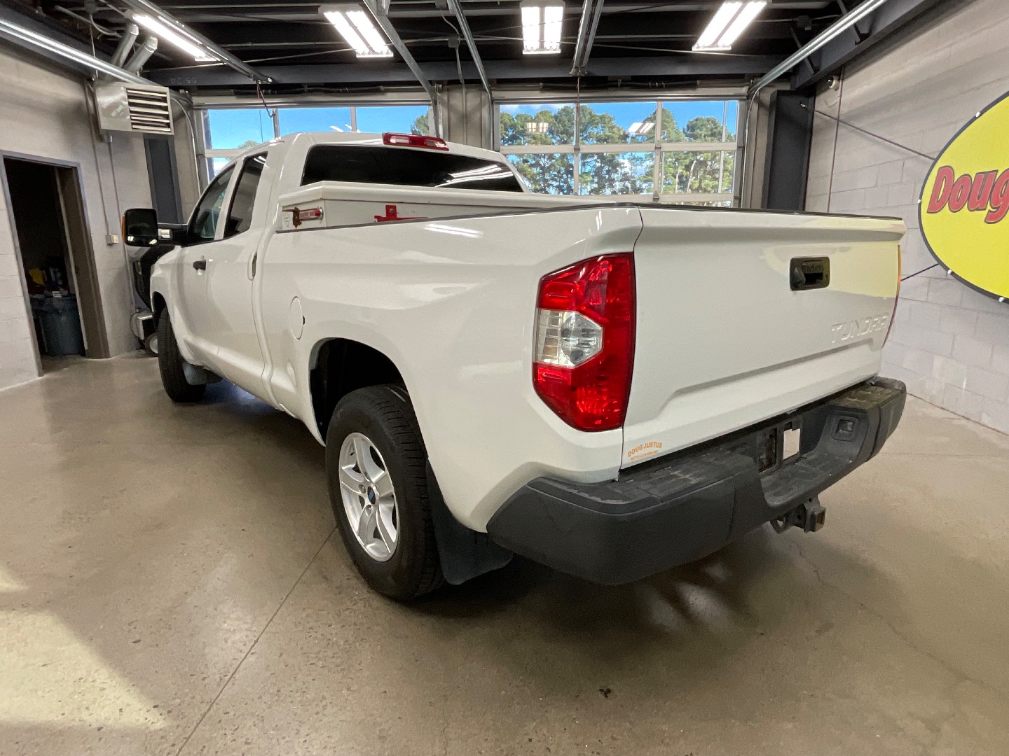 2019 Toyota Tundra SR5 Grade photo 2