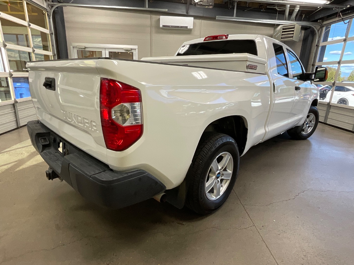 2019 Toyota Tundra SR5 Grade photo 4