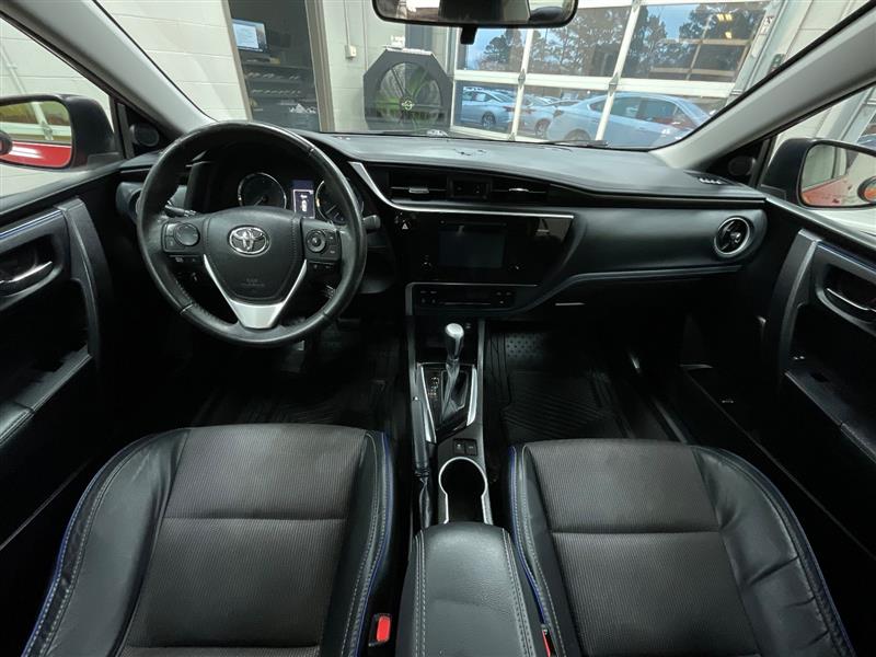 2017 TOYOTA COROLLA SE