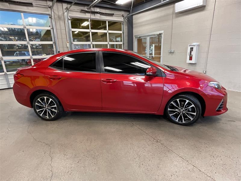 2019 TOYOTA COROLLA SE