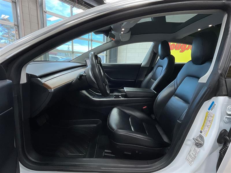 2019 TESLA MODEL 3 Standard Range Plus