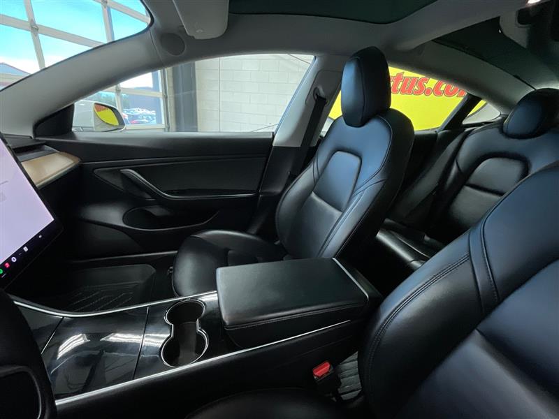 2019 TESLA MODEL 3 Standard Range Plus