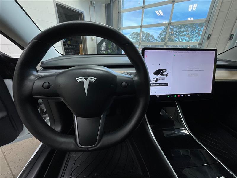 2019 TESLA MODEL 3 Standard Range Plus