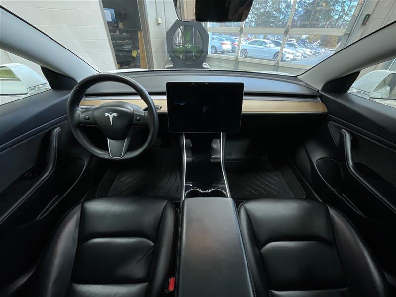 2019 TESLA MODEL 3 Standard Range Plus