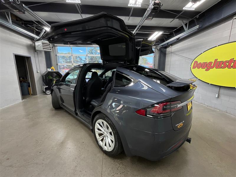 2018 TESLA MODEL X 75D