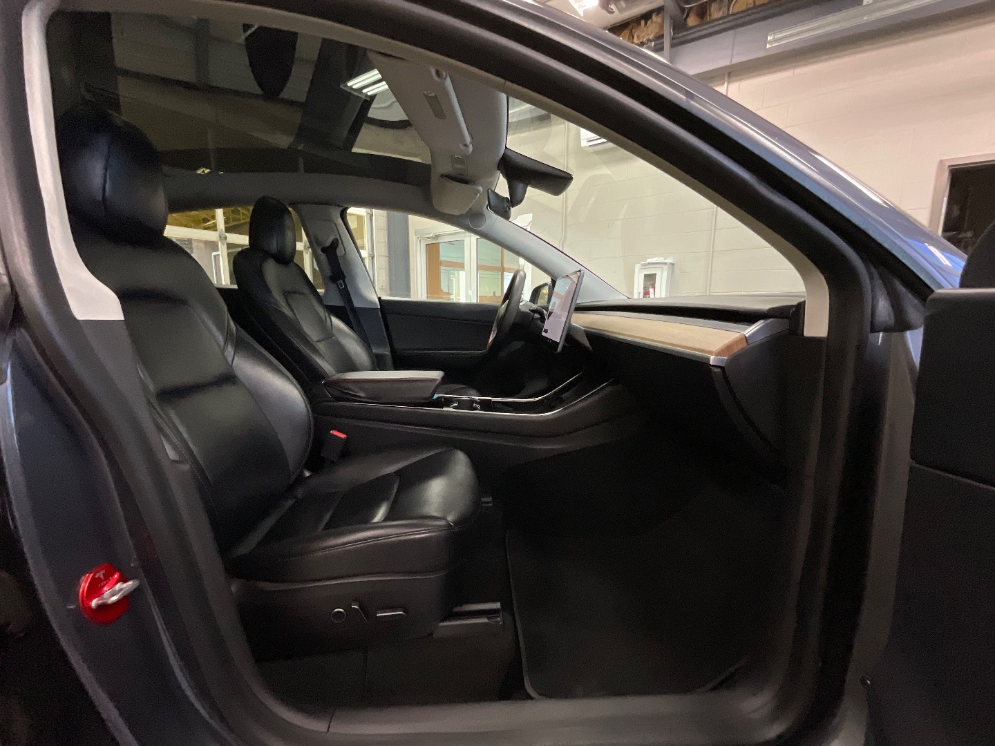 2021 Tesla Model Y Long Range photo 19
