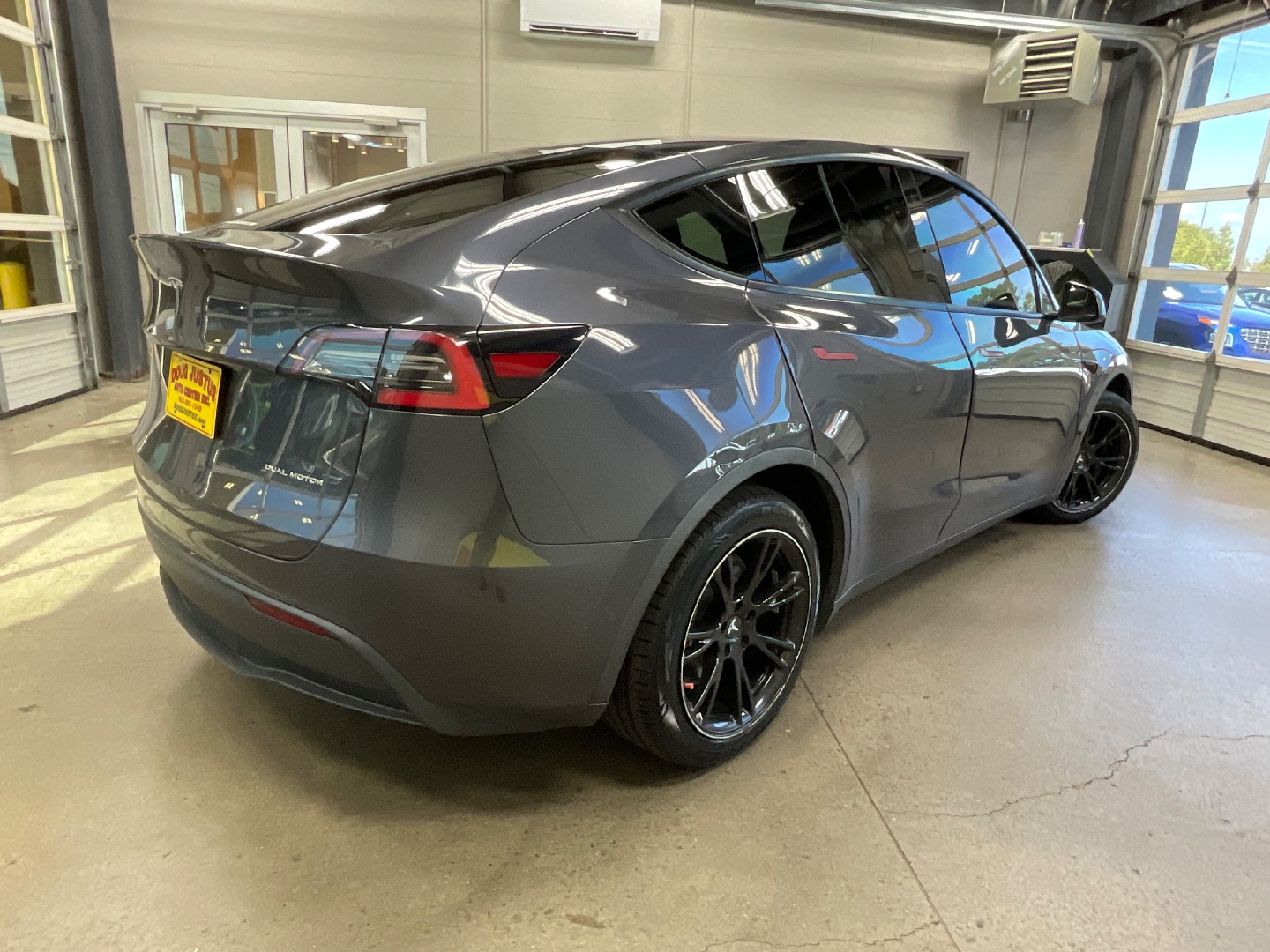 2021 Tesla Model Y Long Range photo 5