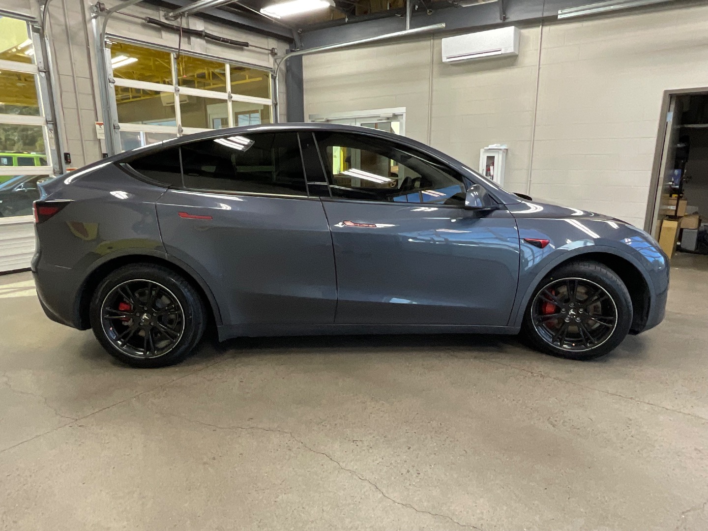 2021 Tesla Model Y Long Range photo 6