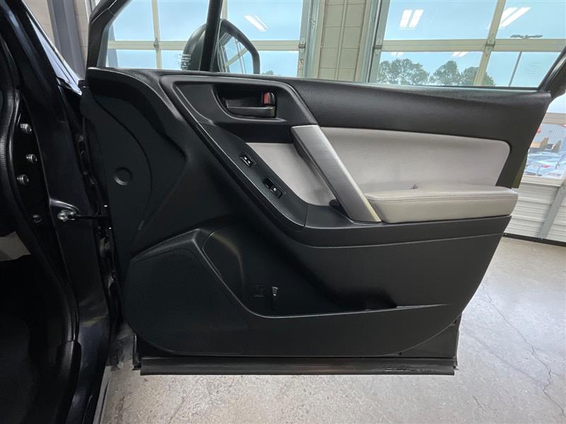 2016 SUBARU FORESTER 2.5I