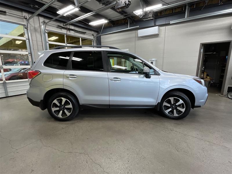 2017 SUBARU FORESTER PREMIUM
