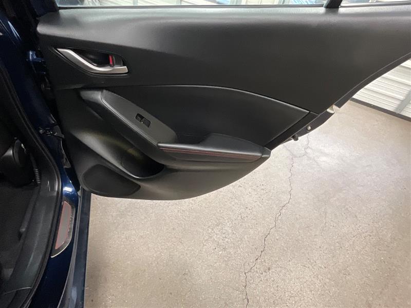 2016 MAZDA MAZDA3 I GRAND TOURING