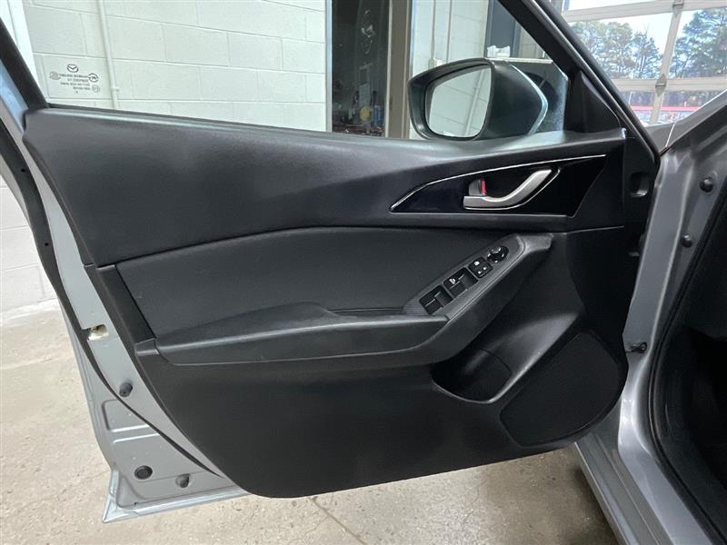 2016 MAZDA MAZDA3 I SPORT