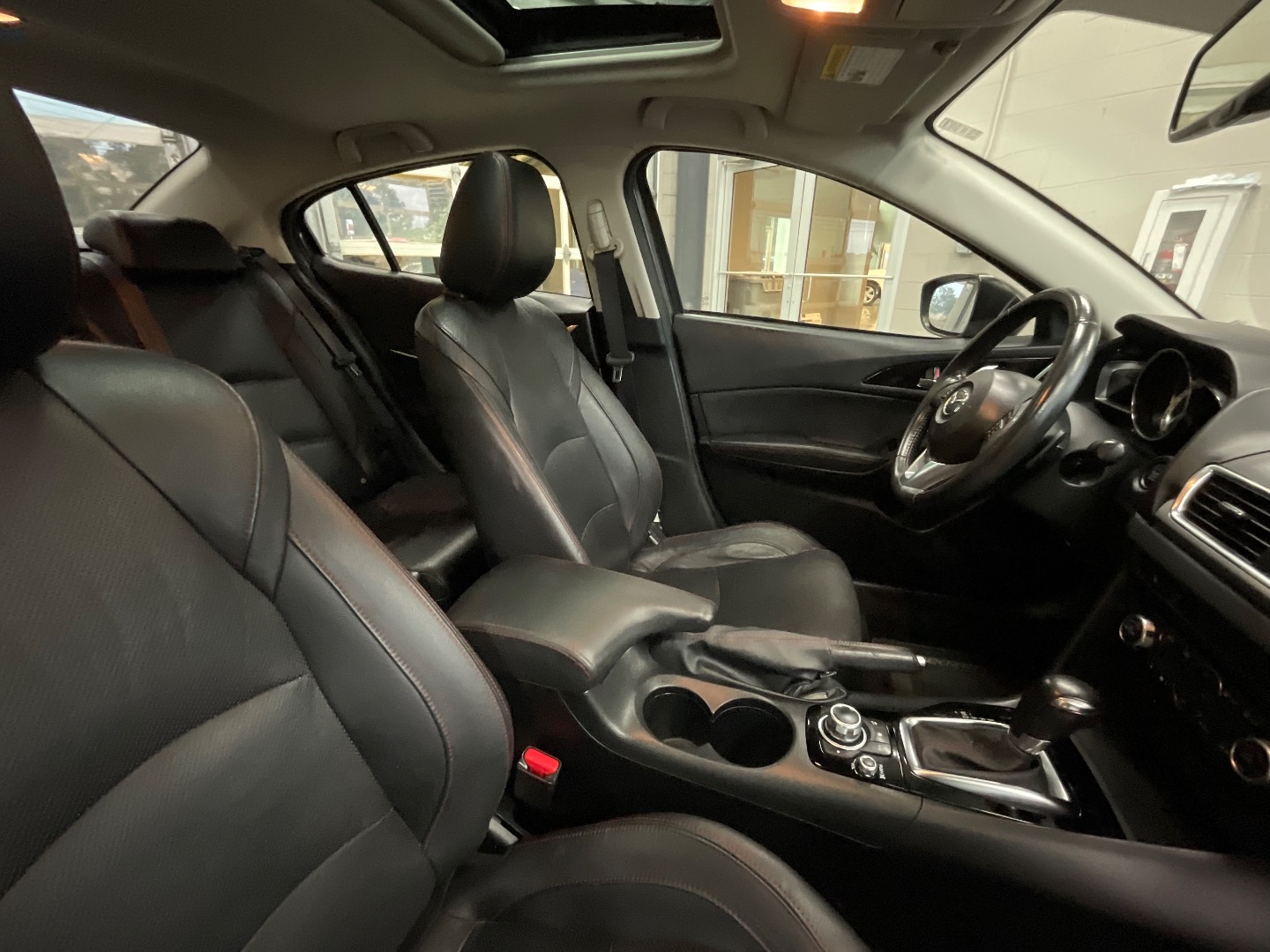 2014 Mazda Mazda3 s Grand Touring photo 23