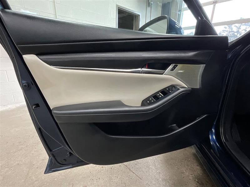 2019 MAZDA MAZDA3 PREFERRED PACKAGE