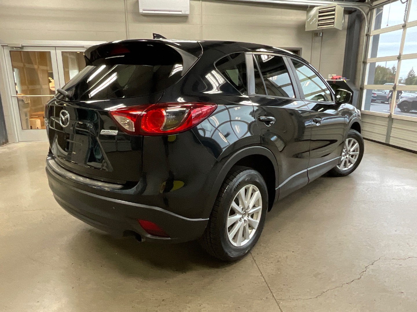 2016 Mazda CX-5 Touring photo 3