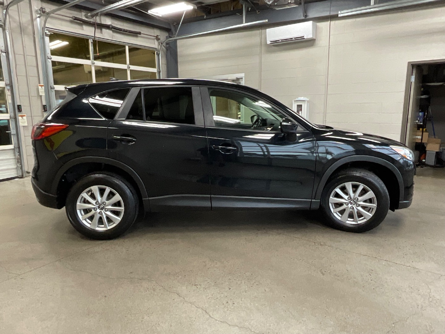 2016 Mazda CX-5 Touring photo 4