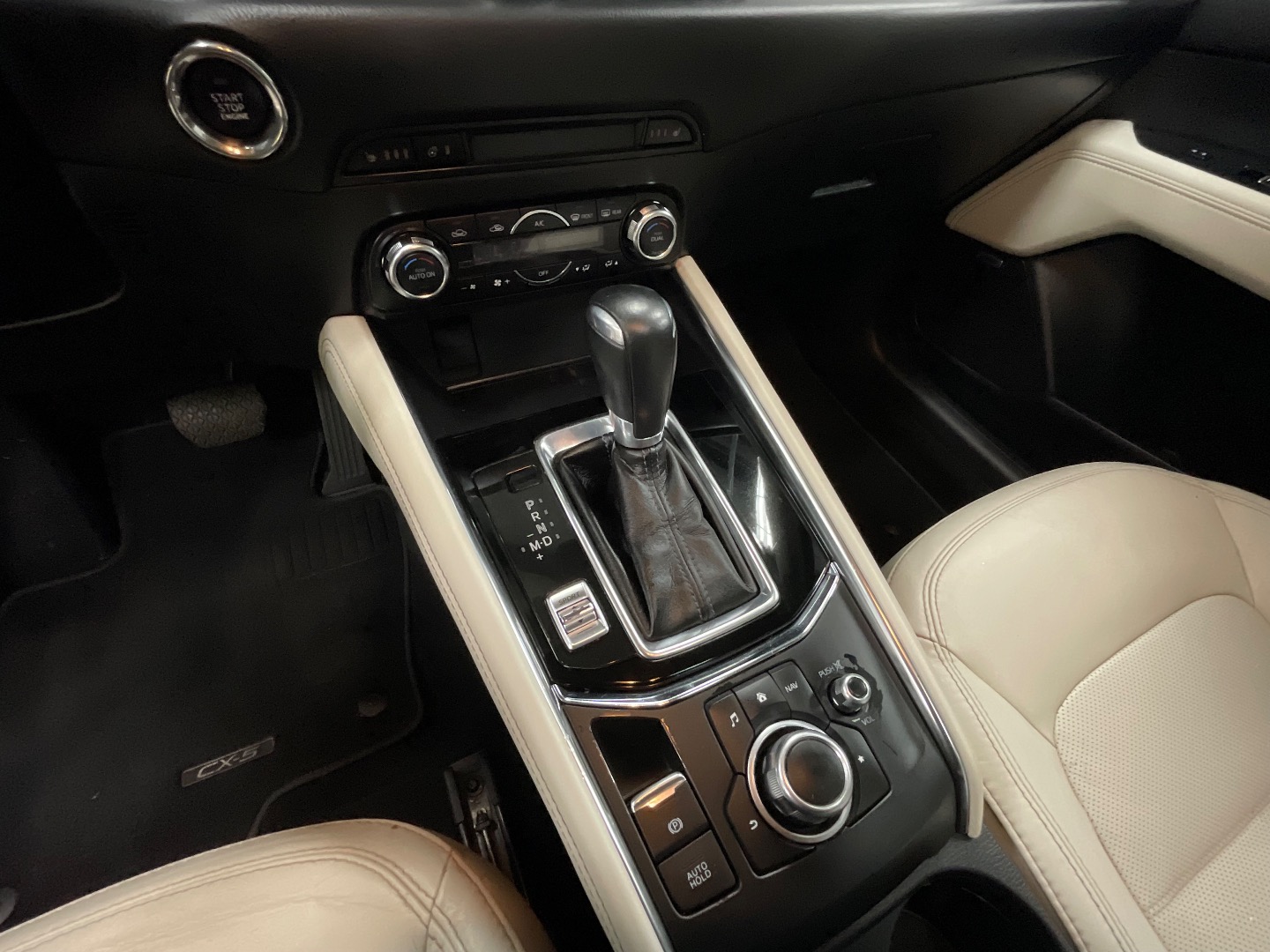 2018 Mazda CX-5 Grand Touring photo 15