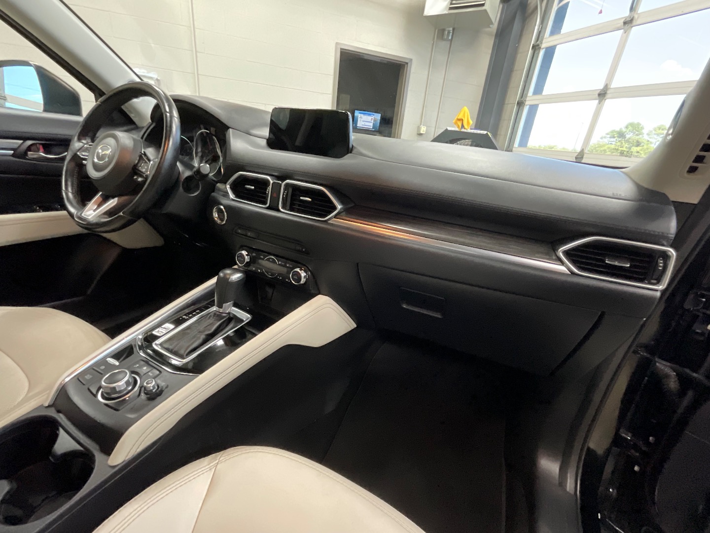 2018 Mazda CX-5 Grand Touring photo 25