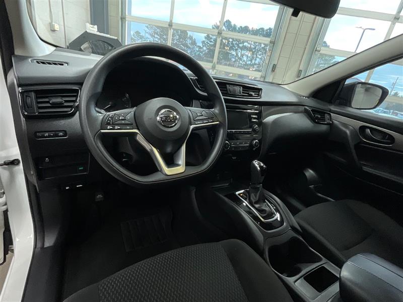 2018 NISSAN ROGUE SPORT S