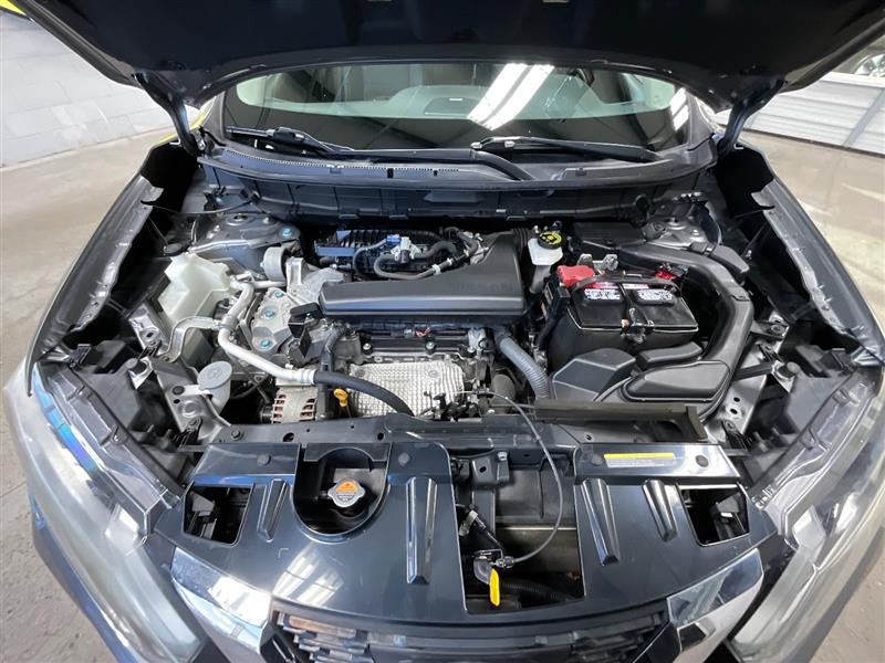 2017 NISSAN ROGUE SL