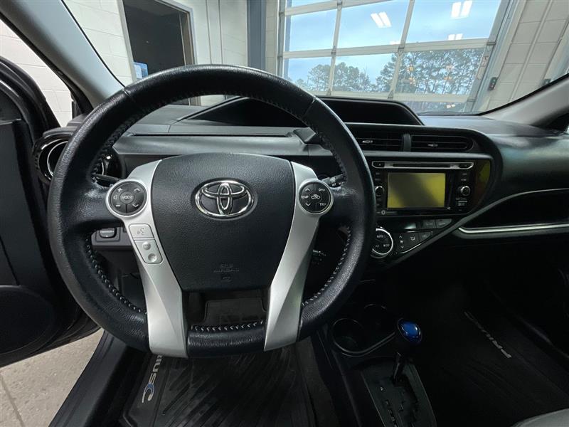 2015 TOYOTA PRIUS C Four