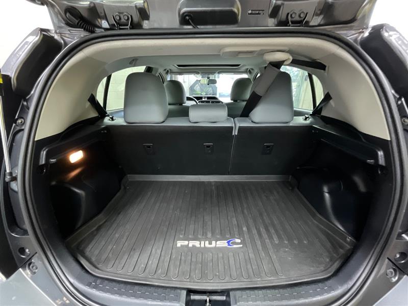 2015 TOYOTA PRIUS C Four