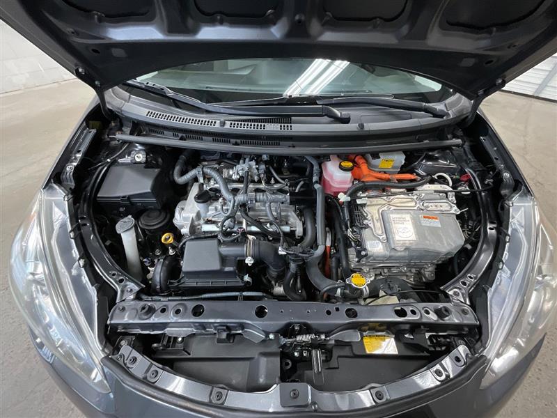 2015 TOYOTA PRIUS C Four