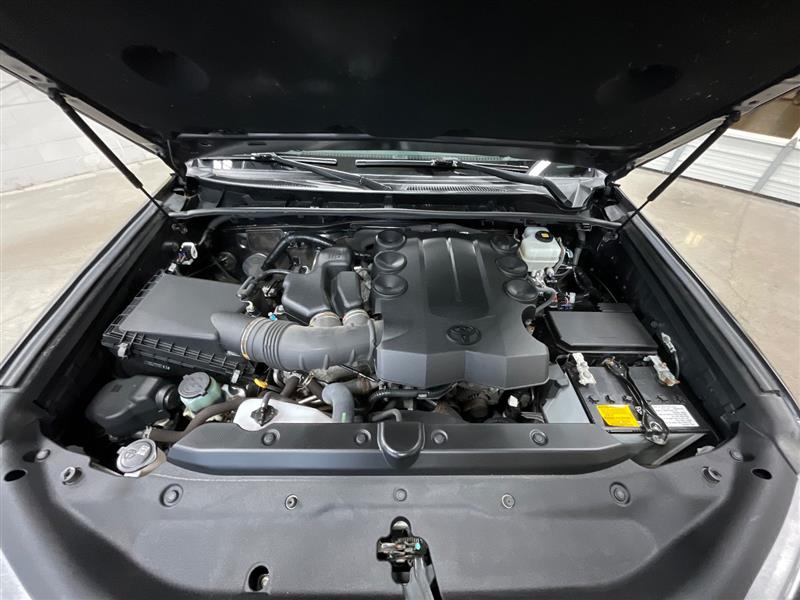 2018 TOYOTA 4RUNNER SR5