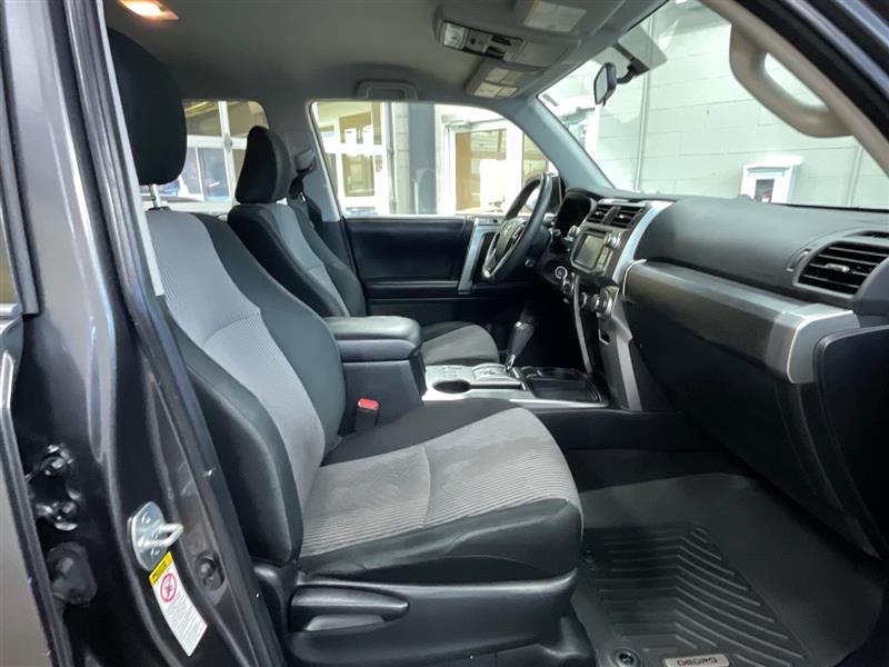 2017 TOYOTA 4RUNNER SR5