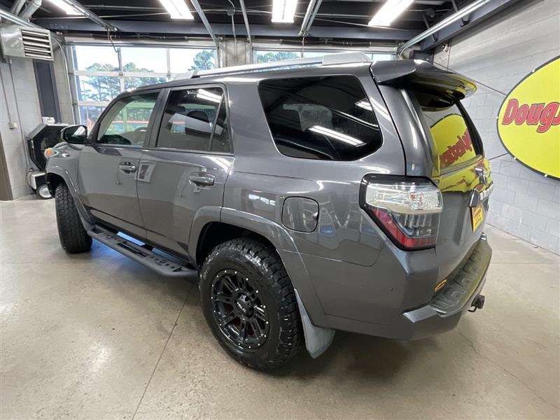 2017 TOYOTA 4RUNNER SR5