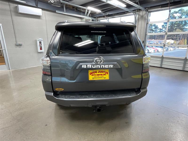 2017 TOYOTA 4RUNNER SR5