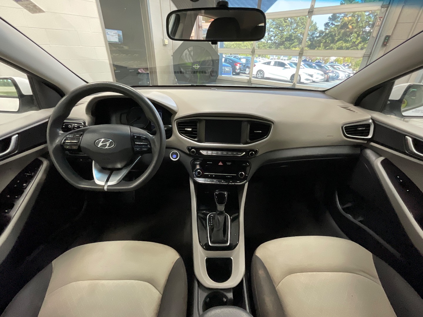 2017 Hyundai Ioniq Blue photo 15