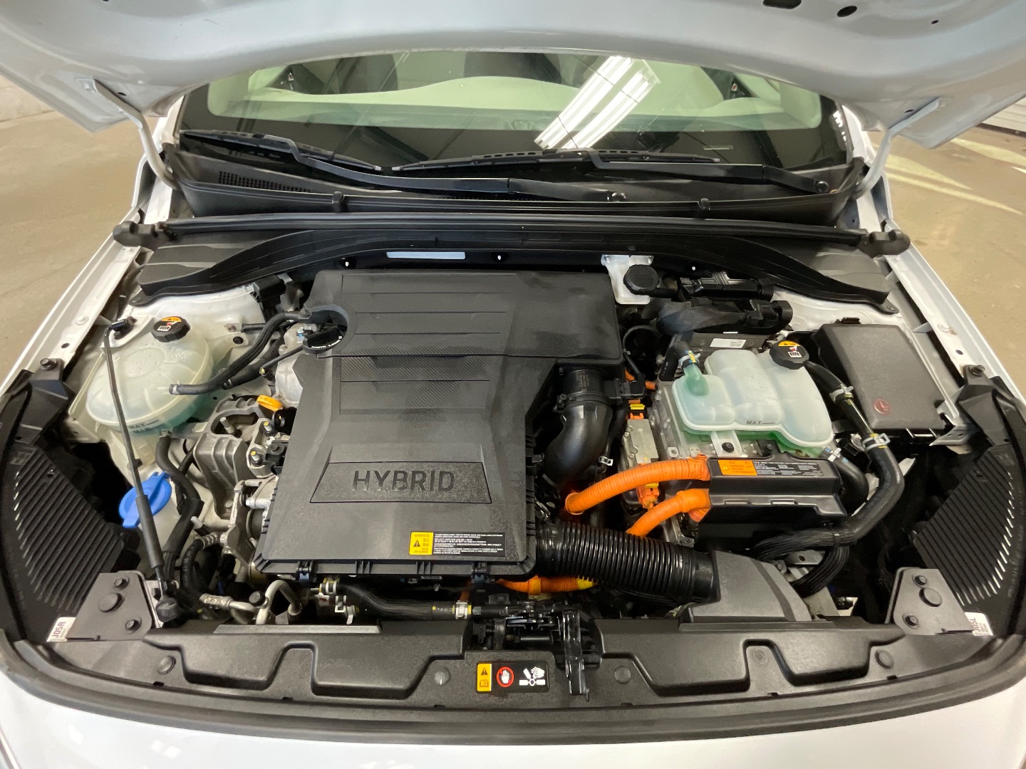2017 Hyundai Ioniq Blue photo 16