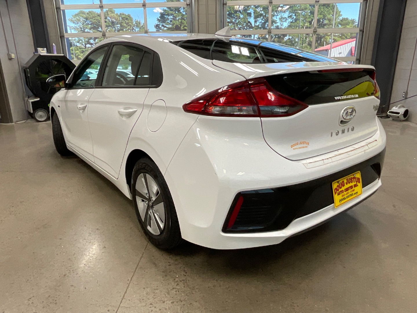 2017 Hyundai Ioniq Blue photo 2