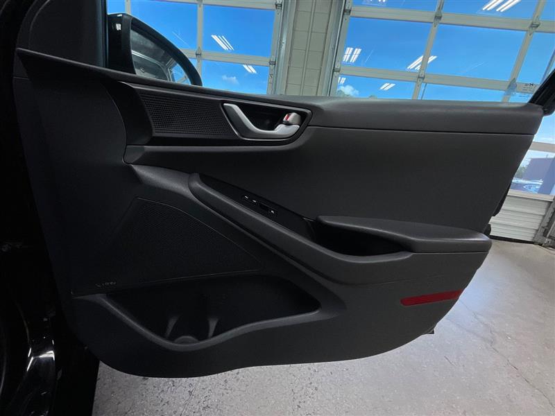 2019 HYUNDAI IONIQ PLUG-IN HYBRID Limited