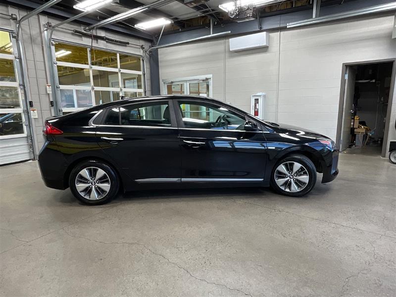 2019 HYUNDAI IONIQ PLUG-IN HYBRID Limited