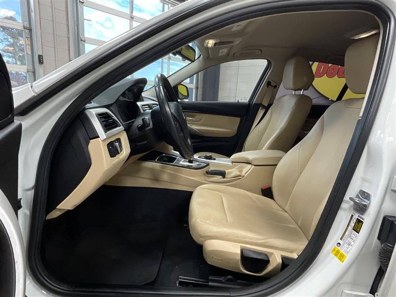 2017 BMW 3 SERIES 320i