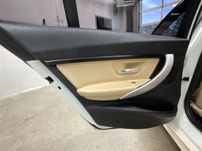 2017 BMW 3 SERIES 320i