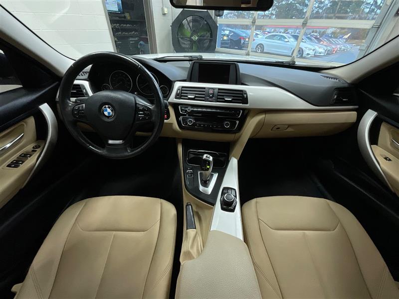 2017 BMW 3 SERIES 320i