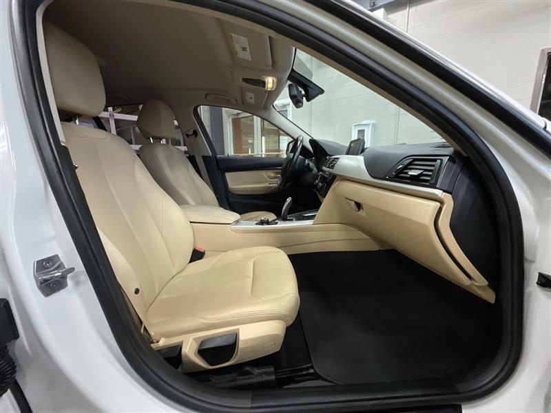 2017 BMW 3 SERIES 320i