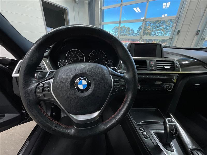 2018 BMW 3 SERIES 330i