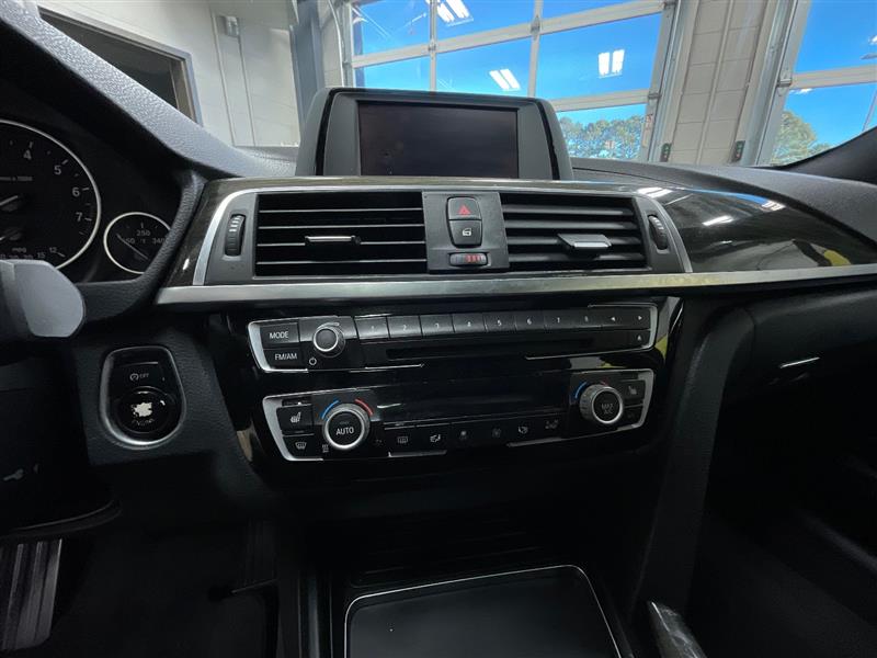 2018 BMW 3 SERIES 330i