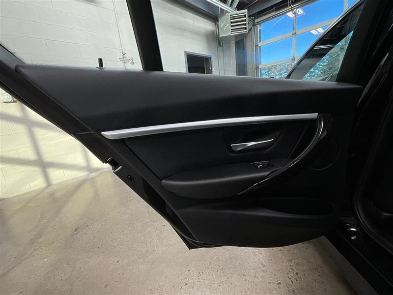 2018 BMW 3 SERIES 330i