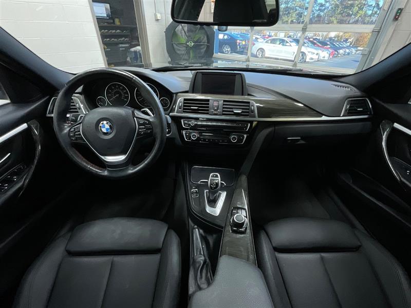 2018 BMW 3 SERIES 330i