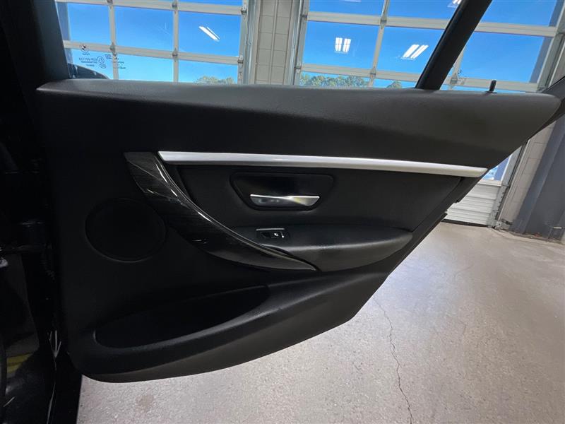 2018 BMW 3 SERIES 330i